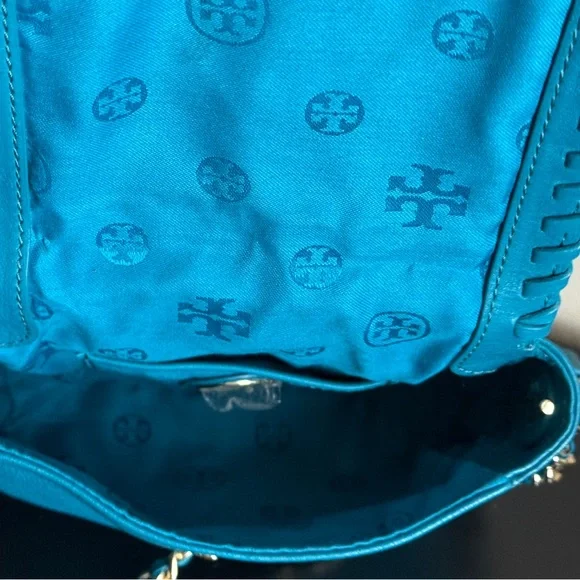 Tory Burch Marion Crossbody Bag - Picture 9 of 11